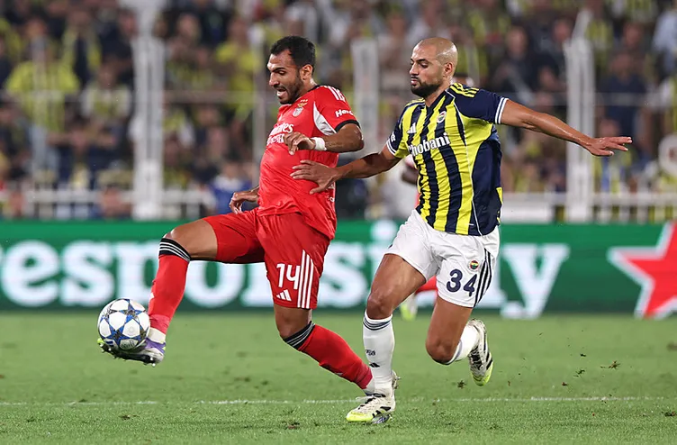 Fenerbahçe'de 2 yıldız takımdan ayrılıyor! Kanarya kasayı dolduracak... 4 Fenerbahçe’de 2 yıldız takımdan ayrılıyor! Kanarya kasayı dolduracak...