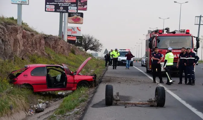 Kayseri’de aşırı hız ölüm getirdi: Emniyet kemeri takılı olmayan sürücü, araçtan fırlayarak hayatını kaybetti