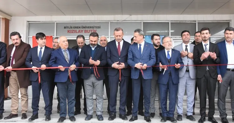 Bitlis’te Türk Kızılayı tarafından butik açıldı