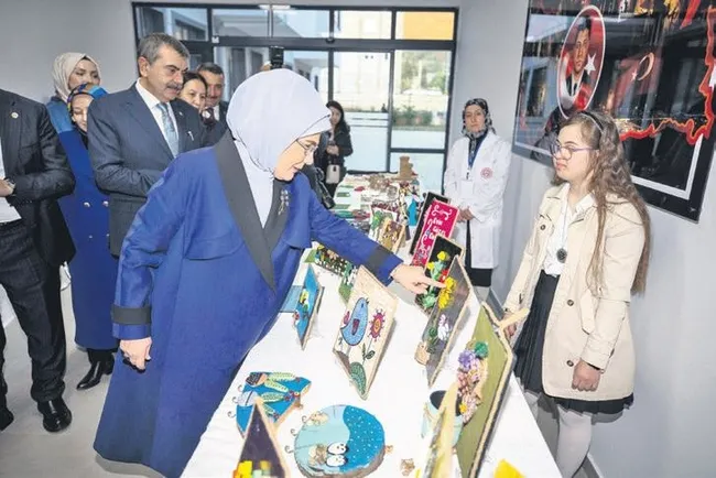 engelli-evlatlarimiz-bize-emanet-1764794649662.jpeg
