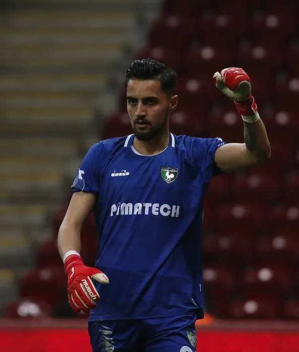 Son dakika: Denizlispor kalecisi Abdülkadir Sünger'den olağanüstü istatistik! Galatasaray karşısında maça damga vurdu...