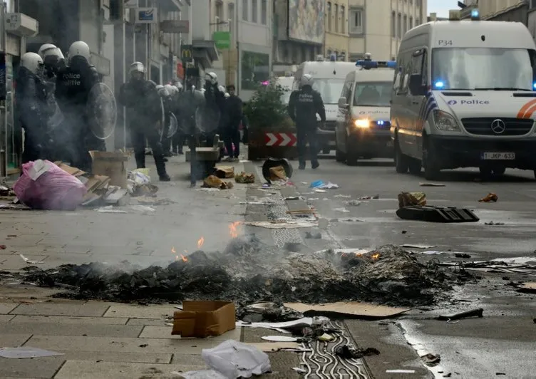 Brüksel'deki ırkçılık karşıtı gösterinin ardından lüks mağazalar yağmalandı