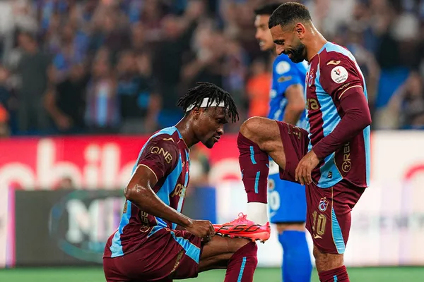 canli-super-ligde-trabzonspor-genclerbirligi-maci-penalti-karari-goller-art-arda-1788715788841.jpg