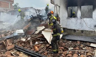Kolombiya’da yerleşim bölgesine küçük uçak düştü: 8 ölü