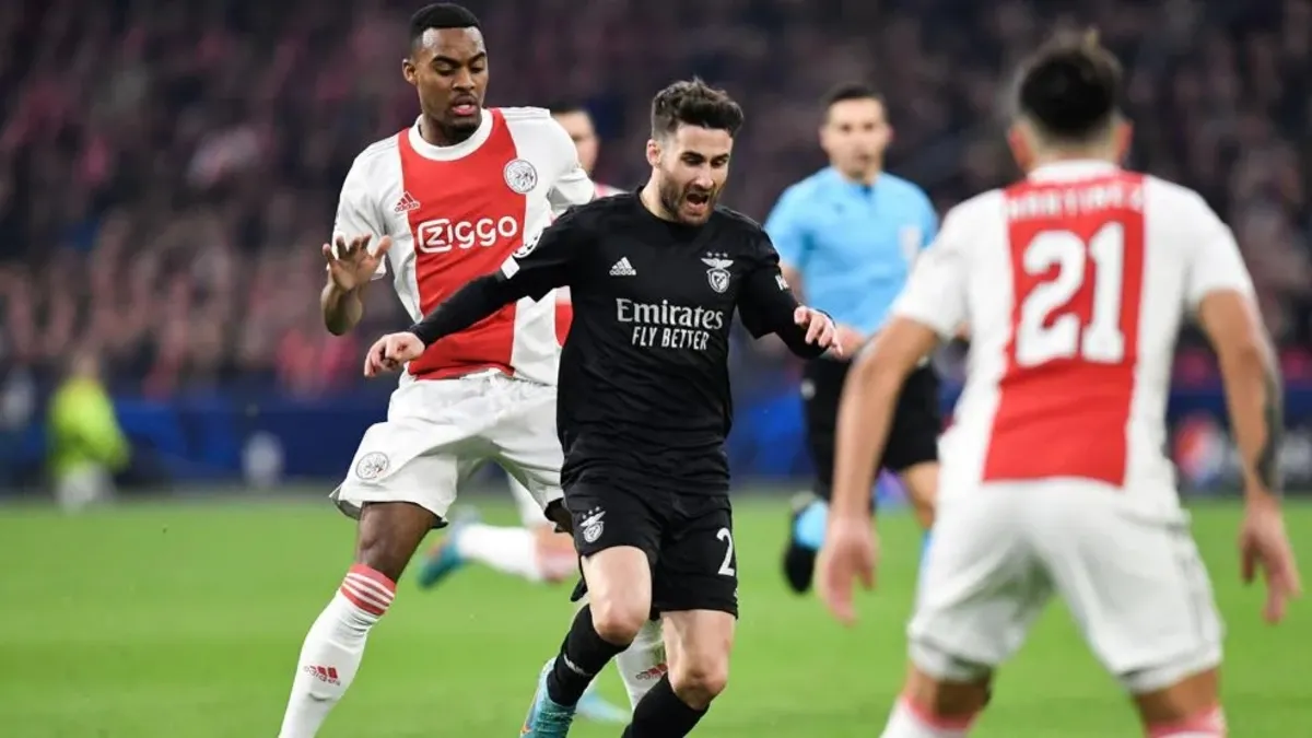 DEV MAÇ BAŞLADI! Ajax - Benfica maçı ne zaman, saat kaçta ve hangi kanalda, şifresiz mi?
