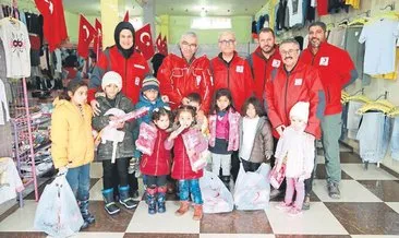 İdlib’e Adana’dan 3 TIR dolusu yardım