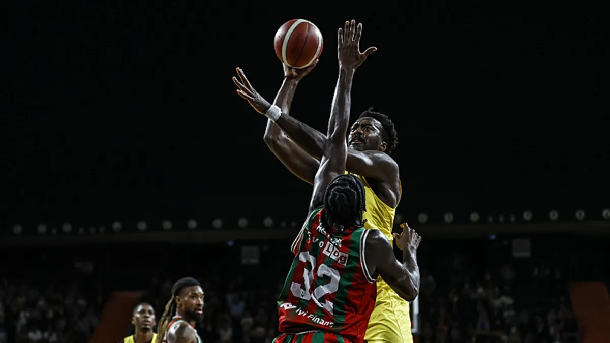 Mersin Spor evinde Karşıyaka’yı mağlup etti! Mersin Spor evinde Karşıyaka’yı mağlup etti!