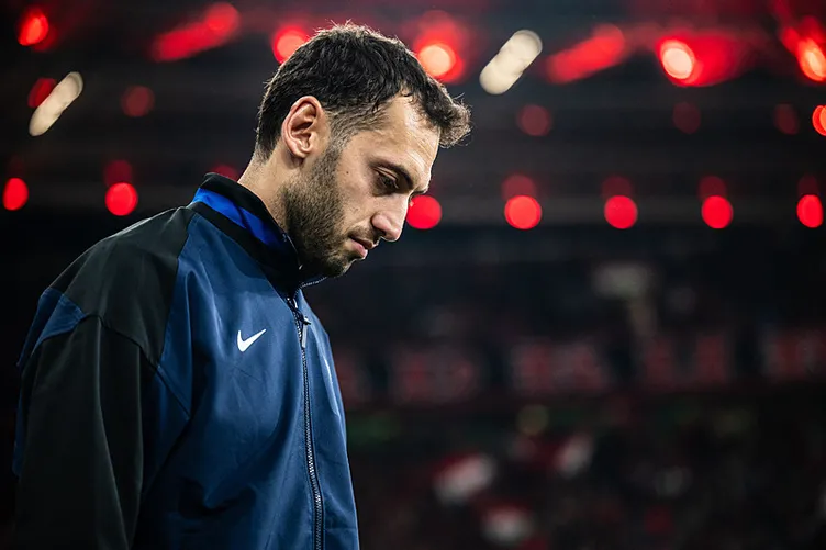 Hakan Çalhanoğlu SABAH Spor’a açıkladı: Bu konu benim için bitmiştir