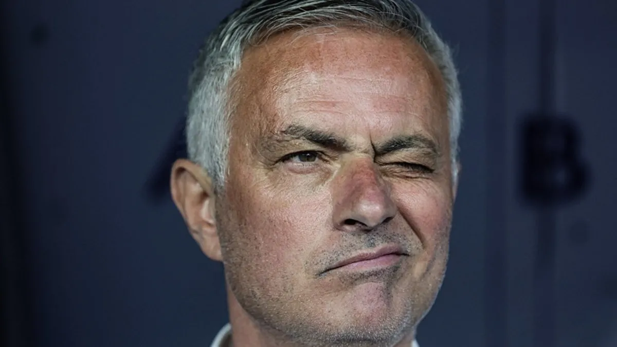 Fenerbahçe'de Jose Mourinho için olay ifadeler! ''Devam etsin mi, etmesin mi?''| Ali Koç görmüyor ya da görmek istemiyor''