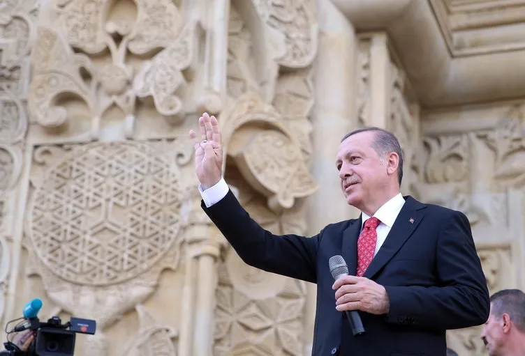 Cumhurbaşkanı Erdoğan, Giresun Bulancak’ta Sarayburnu Camisinin açılışına katıldı