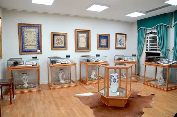 hattat-huseyin-kutlu-istanbul-mushafi-projesi-ile-mushaf-sanatlari-tarihine-yeni-bir-bakis-acisi-kazandirdi-1744998876612.jpg