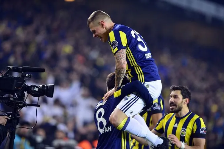 Fenerbahçe Medipol Başakşehir maçından kareler