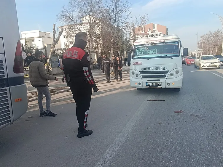 Dolmuş şoförleri arasındaki kavgada iki kişi ağır yaralandı!