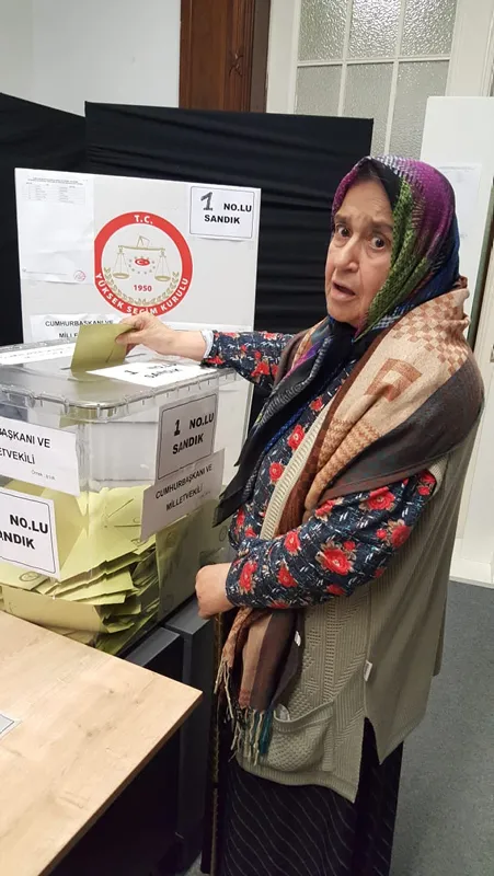 Yurt dışında oy sandıkları kapandı - 2