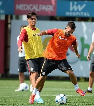 Galatasaray'da ilk yolcu belli oldu