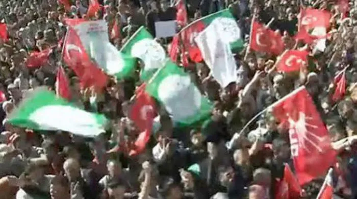 Türkiye Gaziler ve Şehit Aileleri Vakfı Başkanı Lokman Aylar: Millet olarak pazarlığı görüyoruz