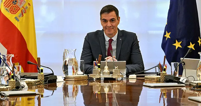 Sanchez’den AB ülkelerine Gazze resti: Filistin’i tanıyacağız Sanchez’den AB ülkelerine Gazze resti: Filistin’i tanıyacağız