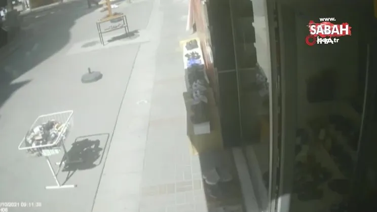 Sahte jandarmalar, dolandırdıkları altınları bozdururken jandarmaya yakalandı | Video