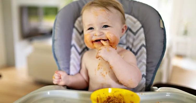 Bebeğinizi bırakın kendi yesin!