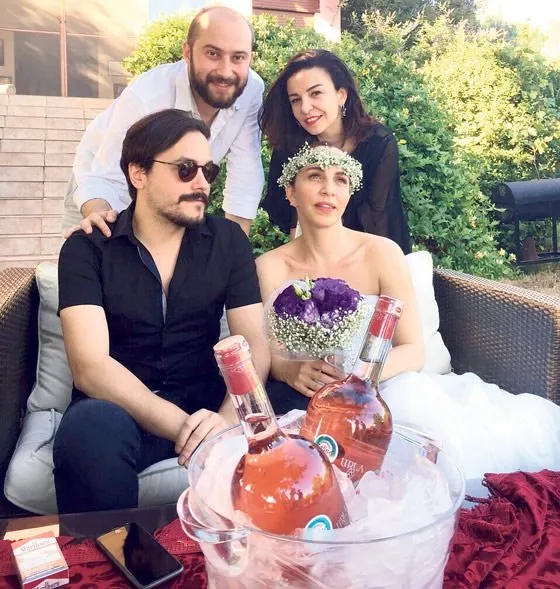 Sertab Erener ile Emre Kula evlendi