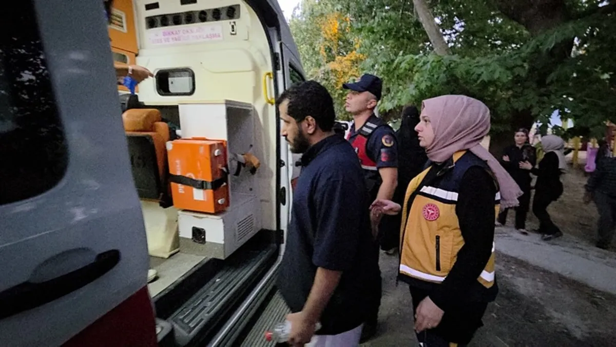 İznik Gölü’nde botta mahsur kaldı: 1 saat sonra kurtarıldı! İznik Gölü’nde botta mahsur kaldı: 1 saat sonra kurtarıldı!