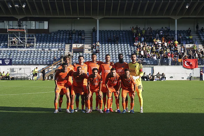 canli-uefa-konferans-liginde-inter-turku-basaksehir-rovans-maci-1785429094339.jpeg