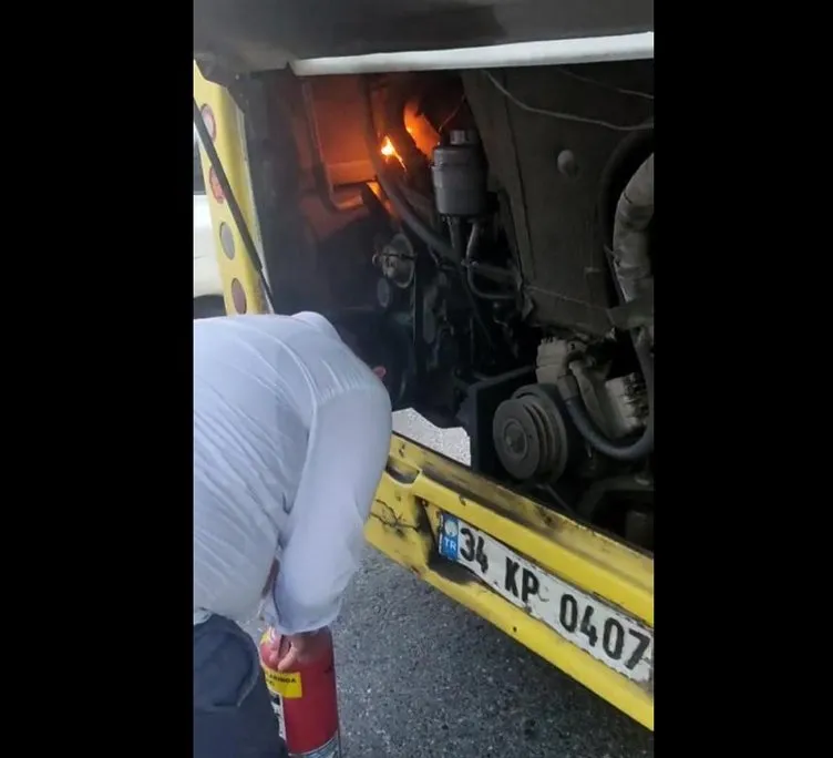 İstanbul’da İETT otobüsü alev alev yandı: Şoför öyle bir şey yaptı ki...