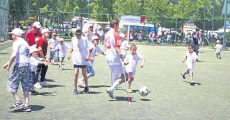 Serebral Palsili çocukların futbol müsabakası heyecanı