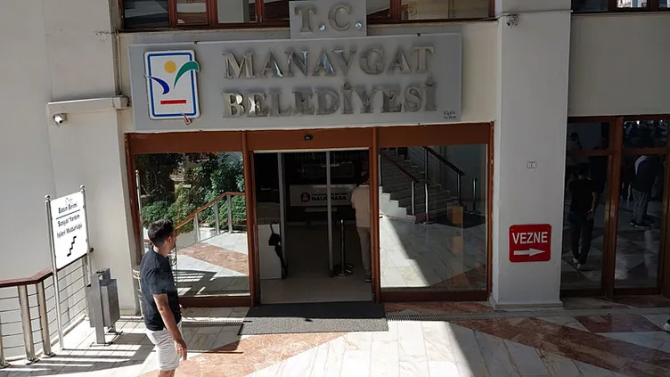 SON DAKİKA | Manavgat’ta otel iskanı için 60 milyon TL istendi: Paralar kargo poşetiyle teslim edildi
