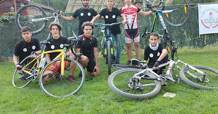 Gürsu Belediyesi genç bisikletçileri destekliyor