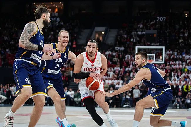 2027-fiba-dunya-kupasi-avrupa-elemeleri-12-dev-adam-ilk-macini-farkli-kazandi-1764274288574.jpeg