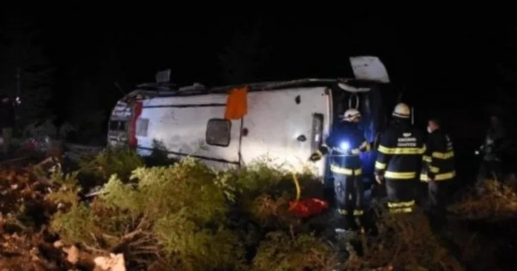 Eskişehir’de yolcu otobüsü kaza yaptı: 3 kişi yaralı