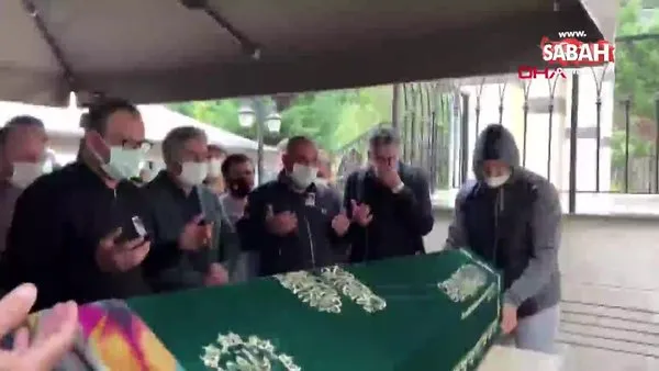 Erkan Petekkaya'nın annesi son yolculuğuna dualarla uğurlandı | Video