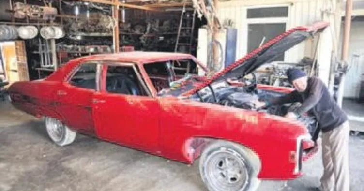 1969 model otomobiline hayat vermek için 50 bin lira harcadı