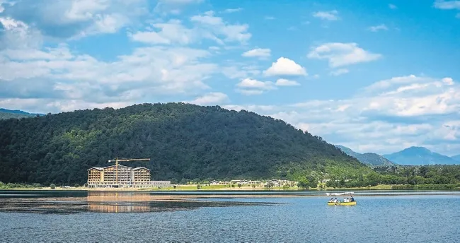 Bir tuval bir de yağlı boya olsa...