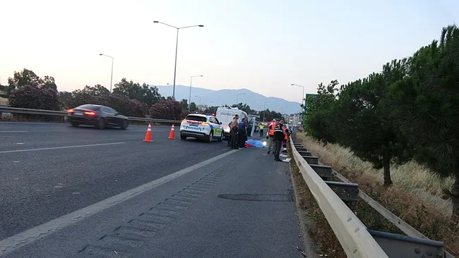 izmirde-aci-olay-19-yasindaki-motokurye-ali-sercan-orman-kazada-feci-sekilde-can-verdi-1749625198786.jpeg