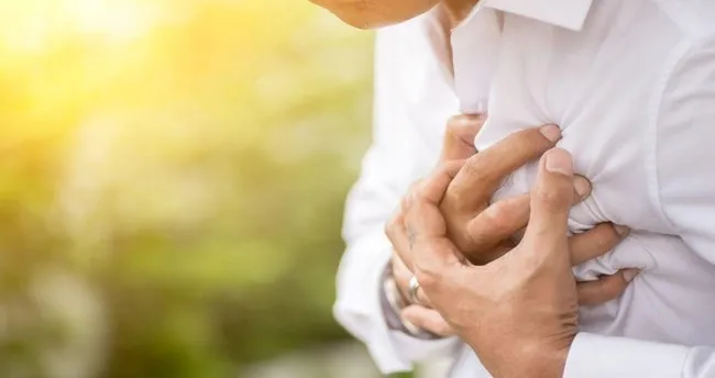 Kalp hastaları, tok karnına denize girmemeli