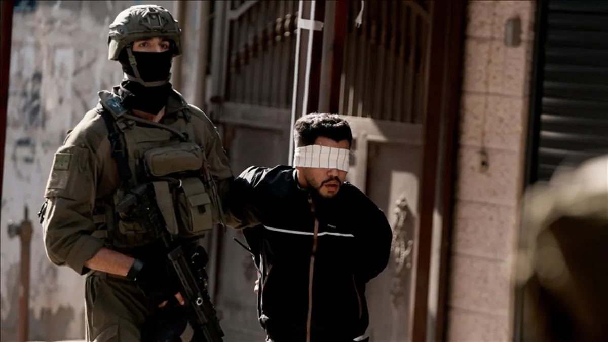 Filistinli esir sayısı her gün artıyor Filistinli esir sayısı her gün artıyor