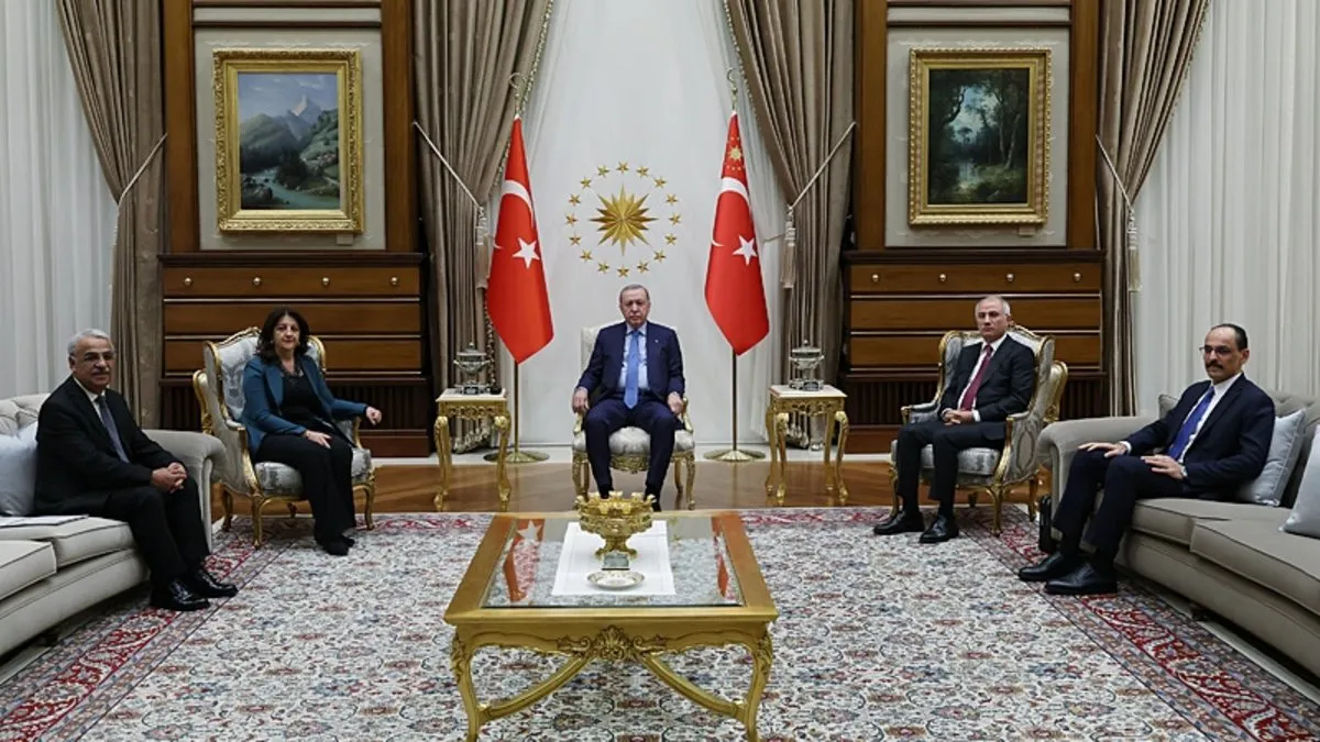 SON DAKİKA | Başkan Erdoğan, DEM Parti heyetini kabul etti! Gündem Terörsüz Türkiye...