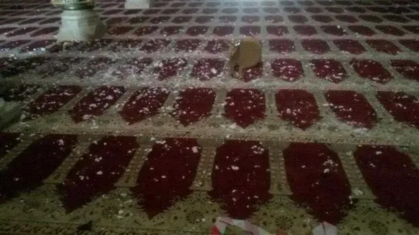 İsrail güçleri Mescid-i Aksa'yı bastı