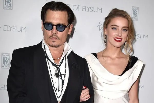Johnny Depp'in kızı büyüdü