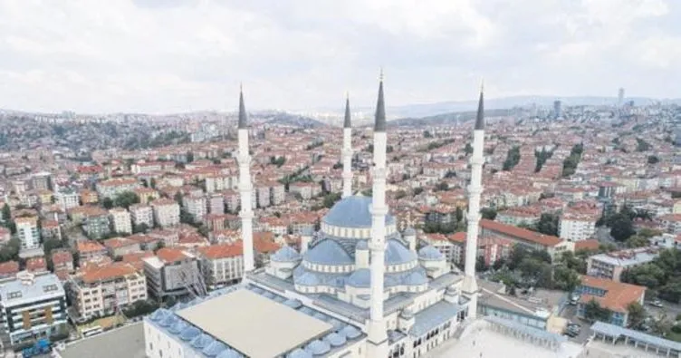 Minareleri Selimiye kubbesi Sultanahmet