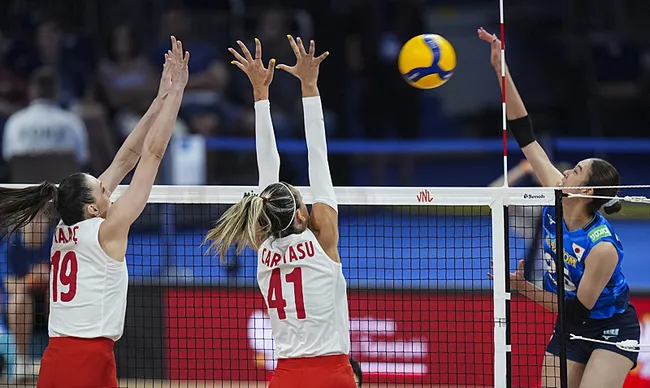 a-milli-kadin-voleybol-takimi-ceyrek-finalde-veda-etti-1753376638528.jpg