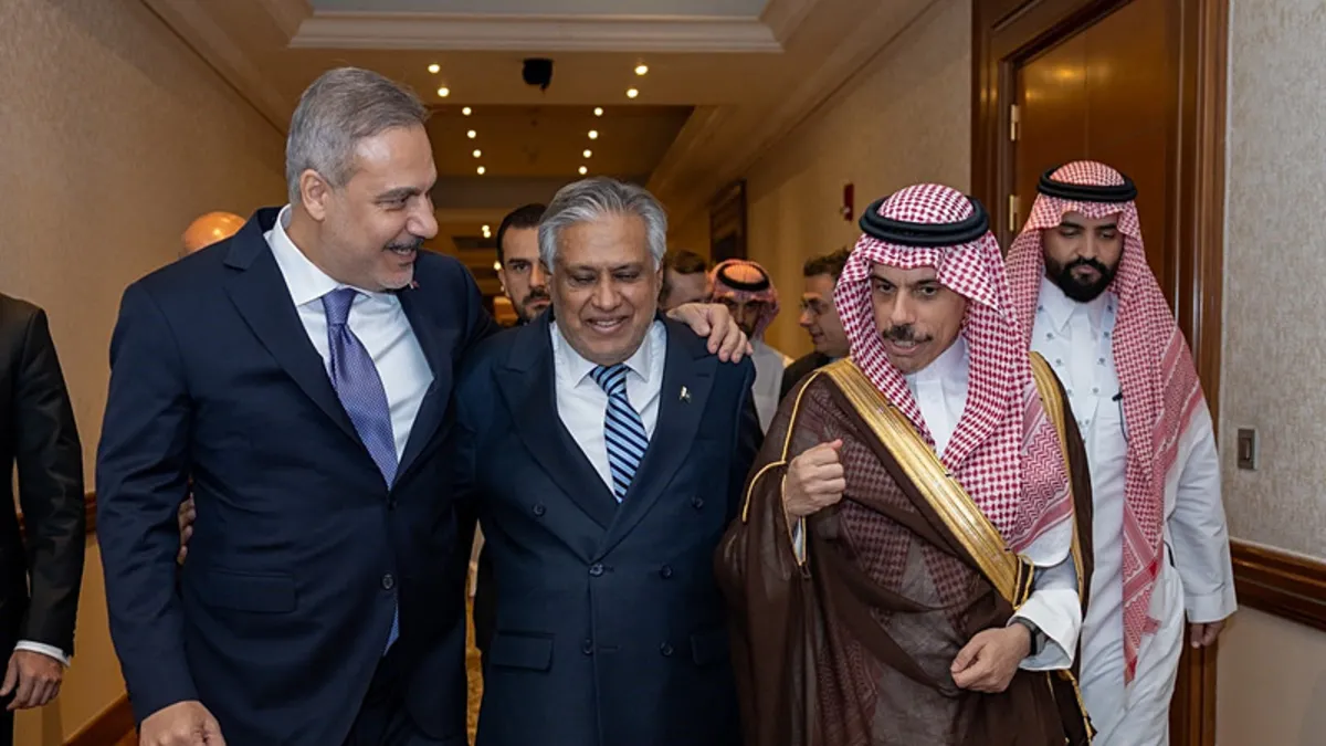 Suudi Arabistan'da Mekke İttifakı toplantısı: Bakanlar Fidan ve Güler katıldı