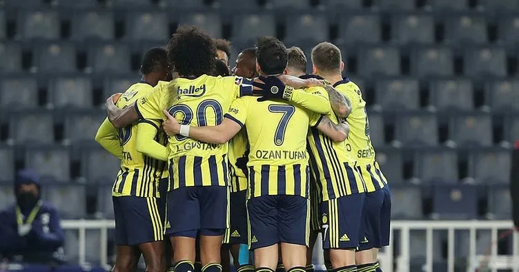 Son dakika: Mesut Özil izledi Fenerbahçe Kayseri’yi farklı yendi