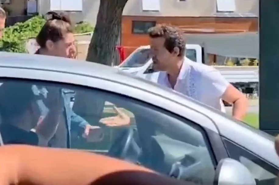 Oyuncu İlker Aksum trafikte kavga etmişti! Kendini böyle savundu...