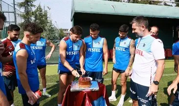 Trabzonspor’da Trezeguet’ye doğum günü sürprizi