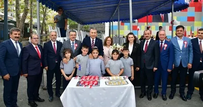 Yurt genelinde ilk ders zili çaldı: Öğrencilerin heyecanı gözlerine yansıdı #trabzon