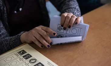 CHP’nin hissedarı olduğu İş Bankası çalışanlarının, 31 Mart yerel seçimlerinde sandık kurulunda görev yaptıkları ortaya çıktı