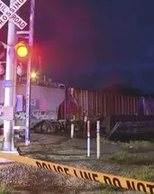 ABD’de tren yayaların arasına daldı!